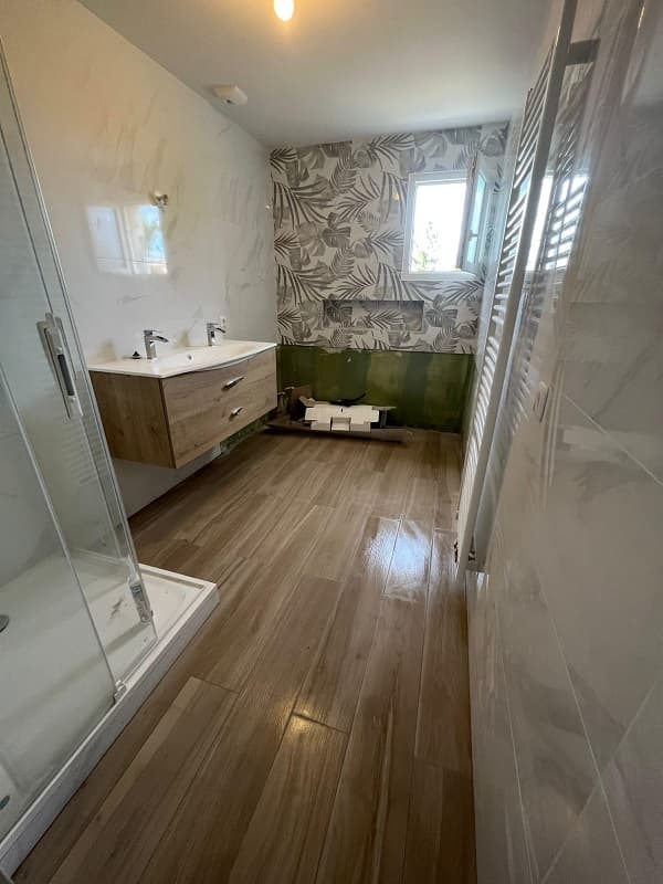 salle-de-bain-2 bâtiment et construction
